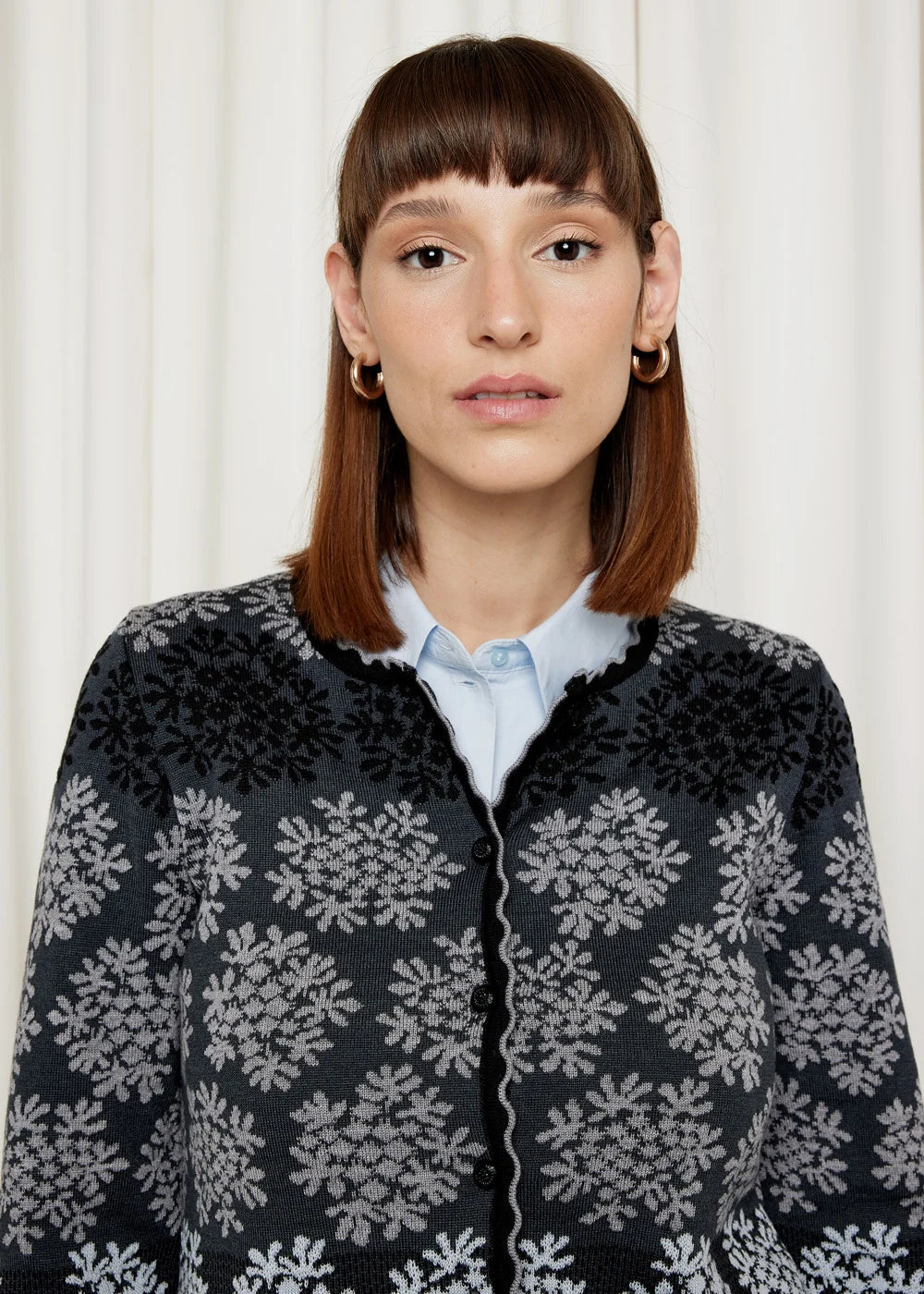 Oleana - Scallop Edge - Black